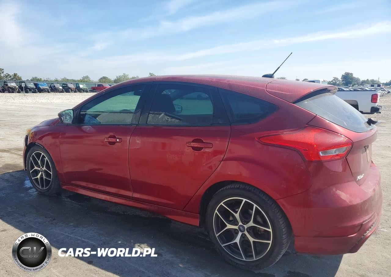 2015 Ford Focus Se VIN:1FADP3K28FL281474 - 2