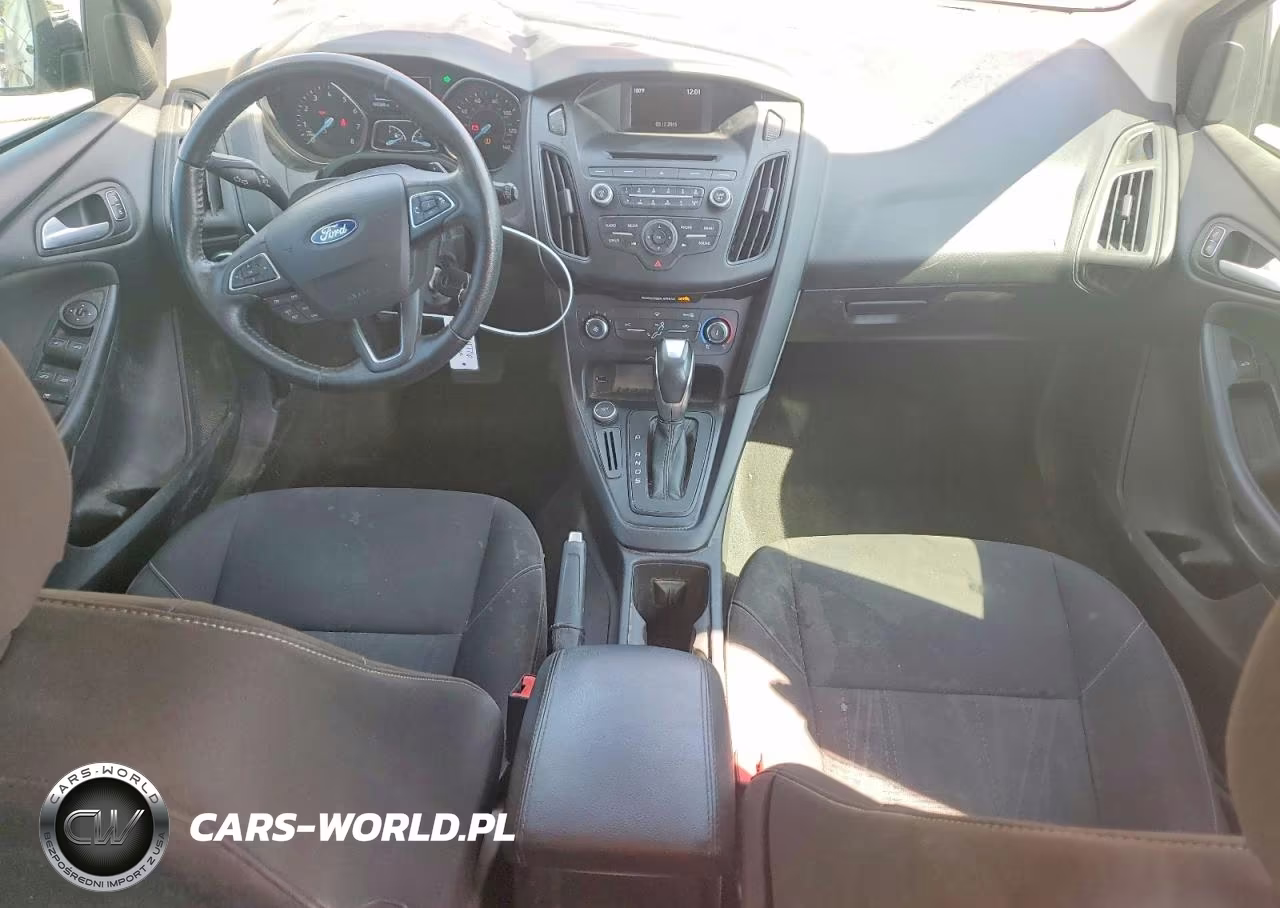 2015 Ford Focus Se VIN:1FADP3K28FL281474 - 8