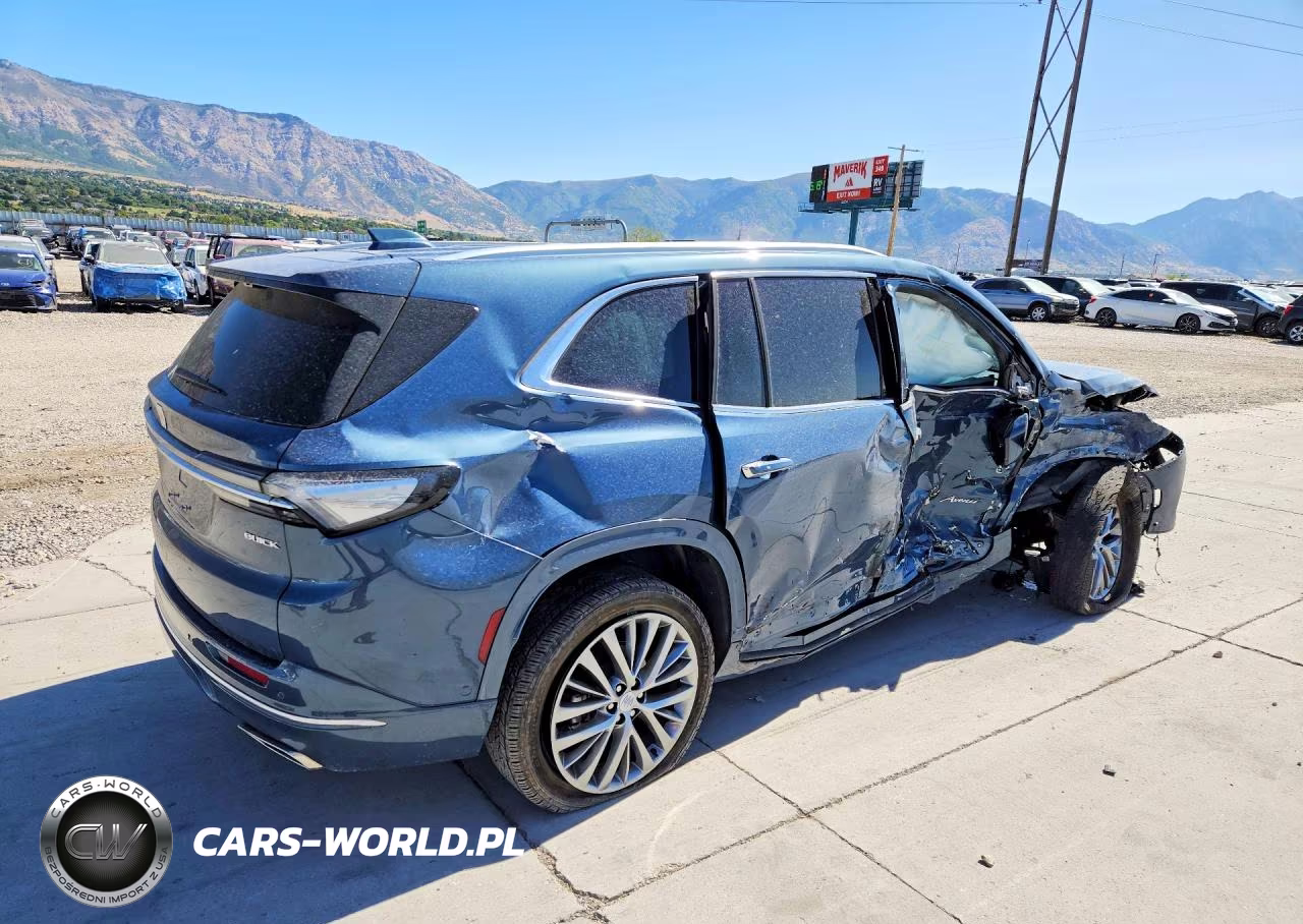 2025 Buick Enclave Avenir VIN:5GAEVCRS7SJ305295 - 3