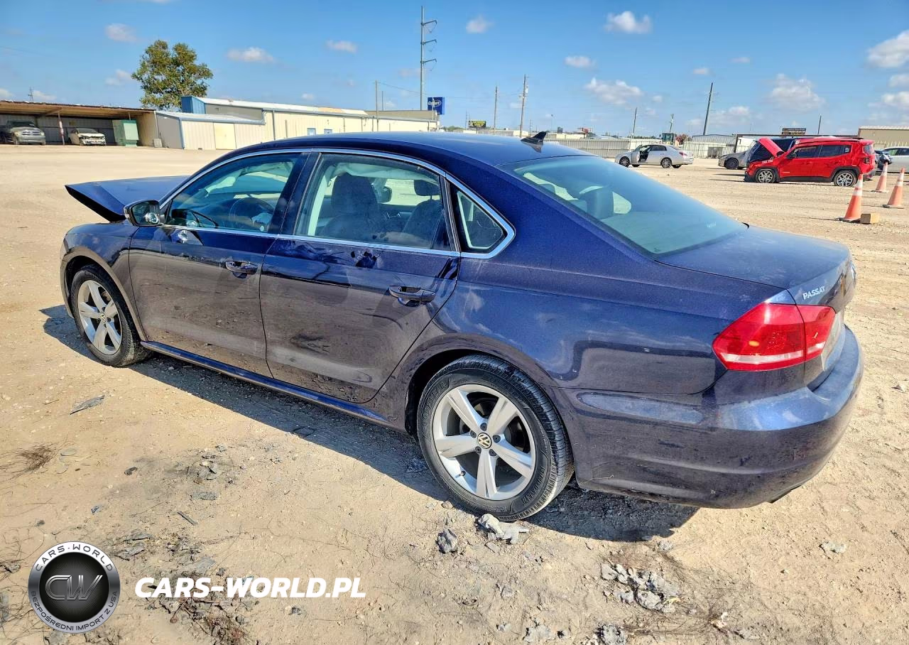 2015 Volkswagen Passat S VIN:1VWAS7A36FC080666 - 2