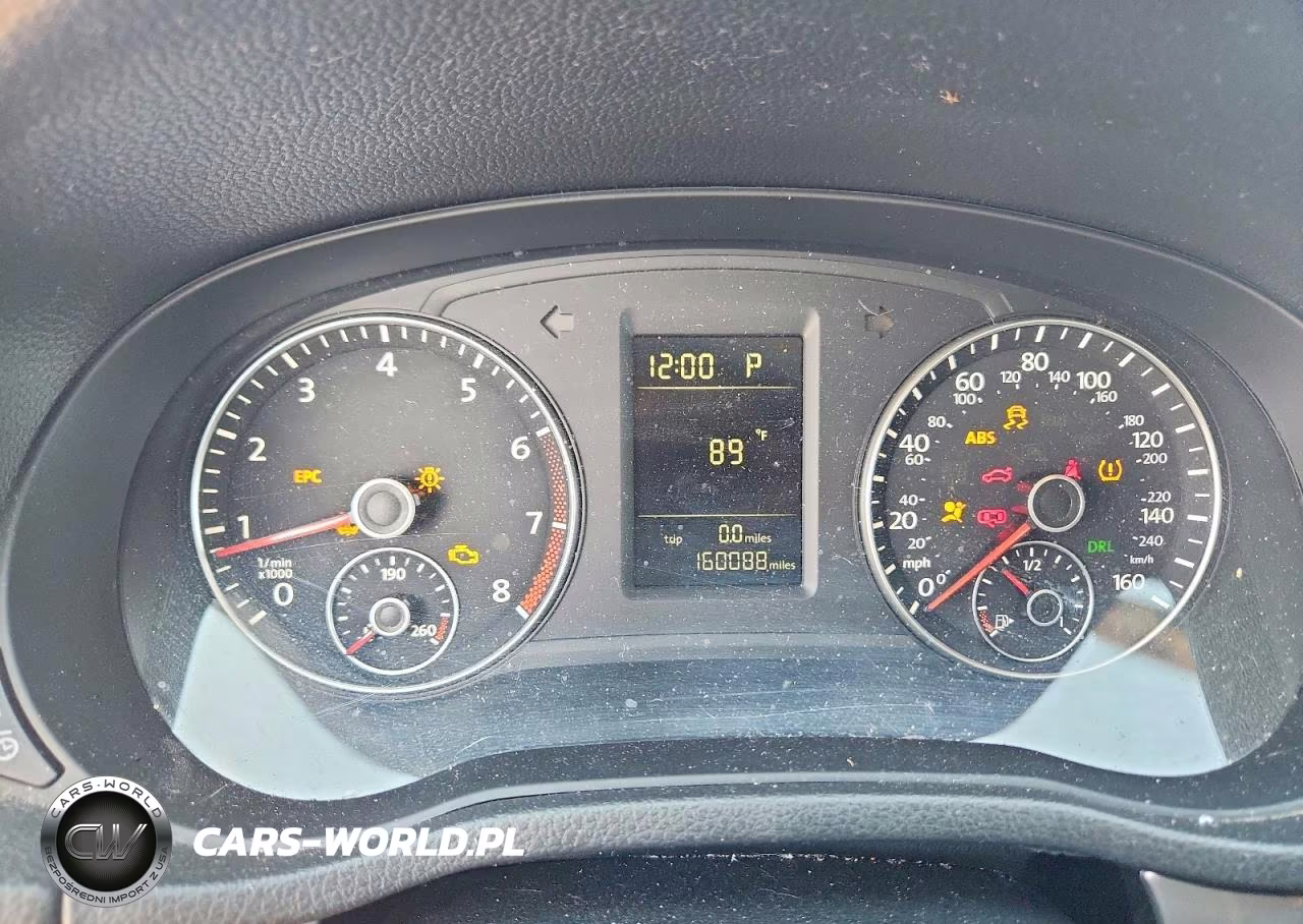 2015 Volkswagen Passat S VIN:1VWAS7A36FC080666 - 9