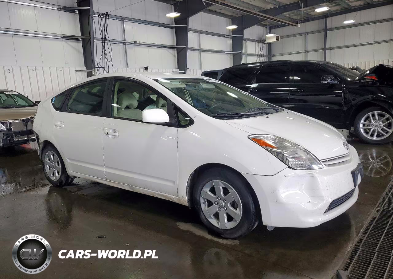 2004 Toyota Prius Base VIN:JTDKB20U140083722 - 4