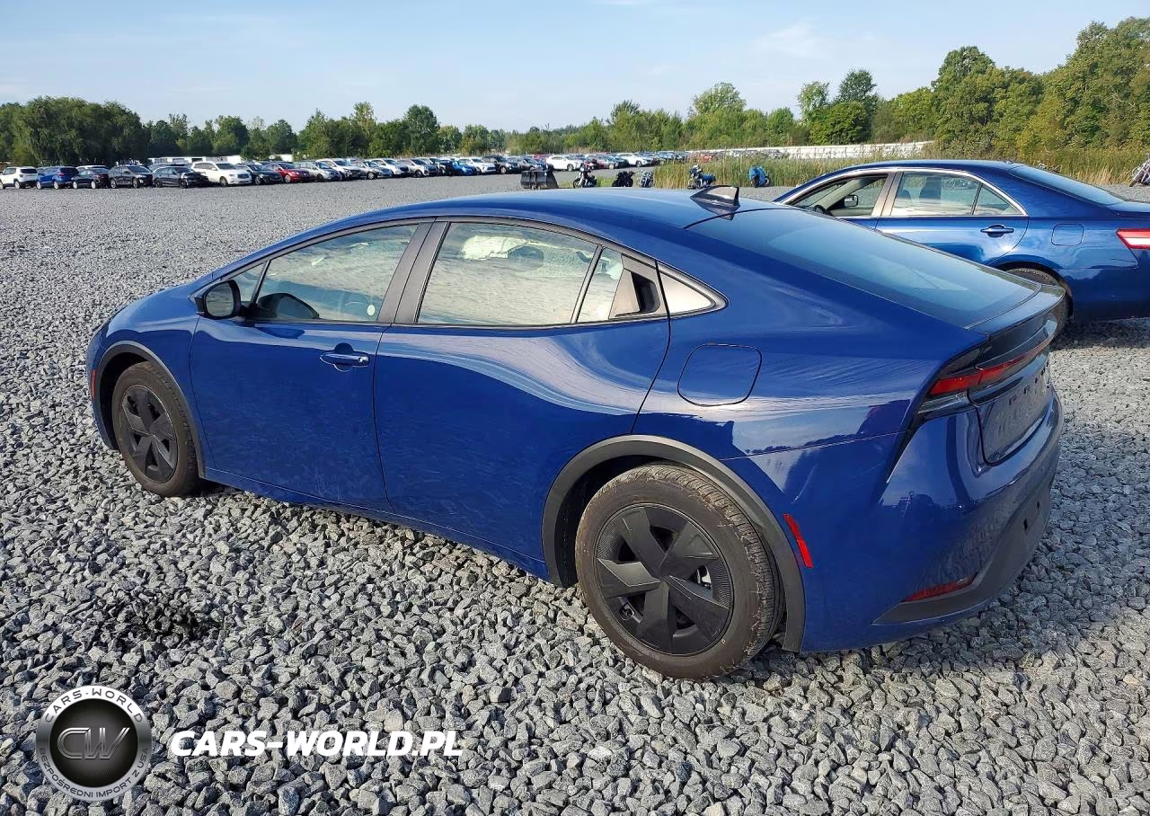 2026 Toyota Prius Le VIN:JTDACAAU0T3074086 - 2