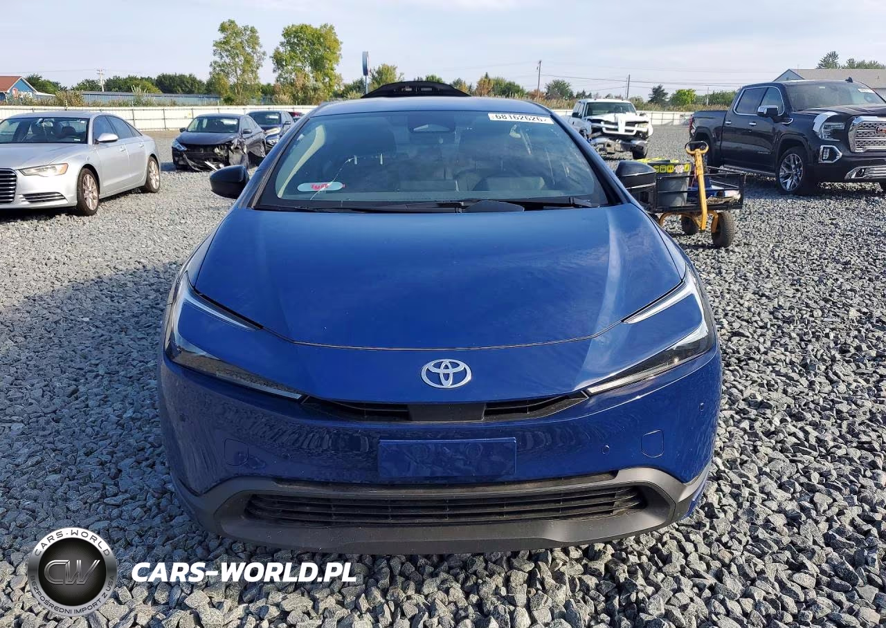 2026 Toyota Prius Le VIN:JTDACAAU0T3074086 - 5
