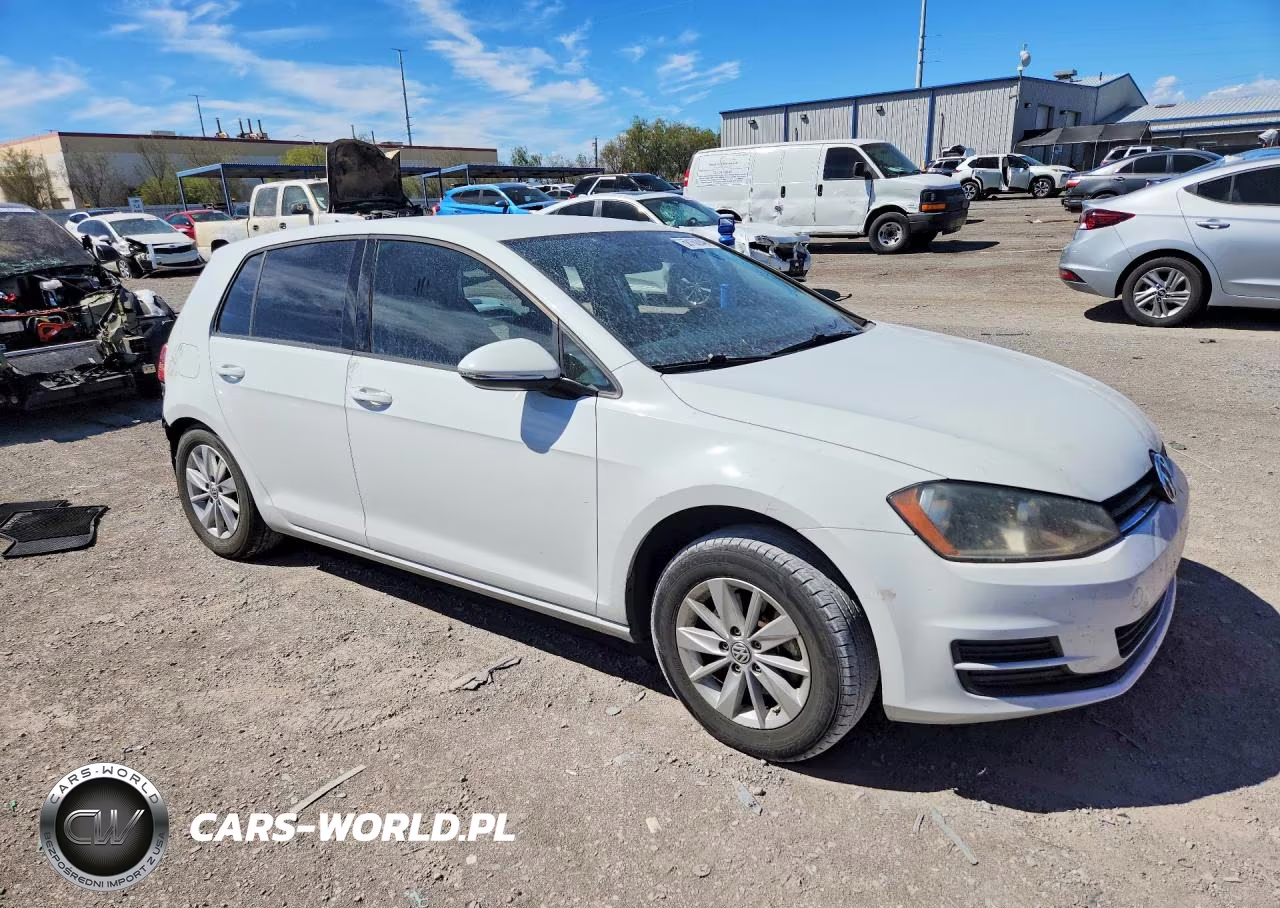 2015 Volkswagen Golf VIN:3VW217AU1FM010359 - 4