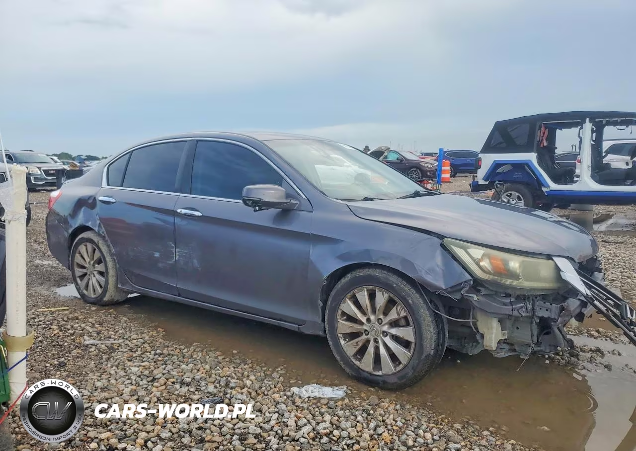 2015 Honda Accord Exl VIN:1HGCR2F82FA126523 - 4