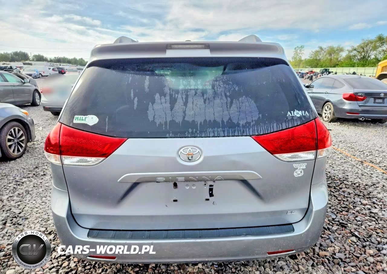 2011 Toyota Sienna VIN:5TDKK3DC2BS111481 - 6