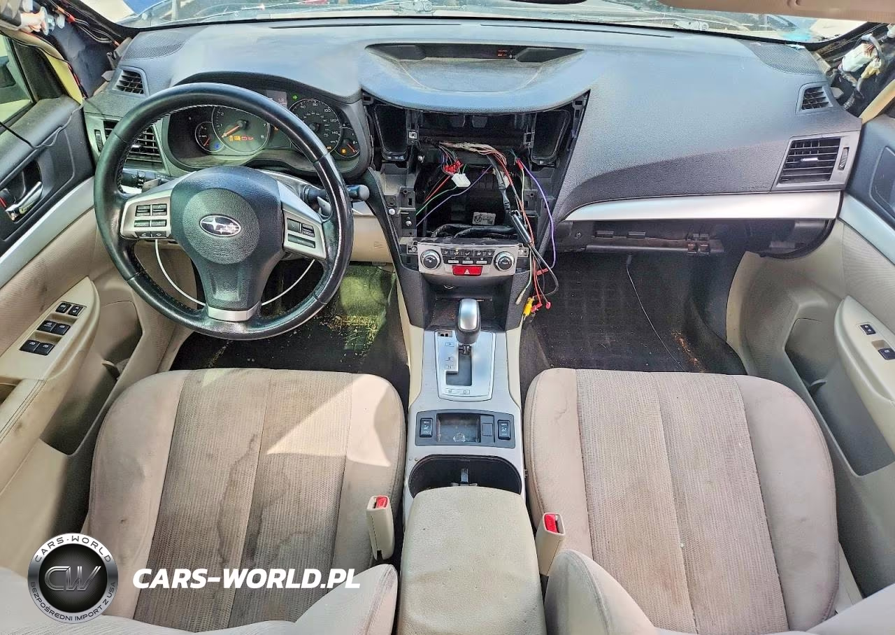 2013 Subaru Outback 2.5I Premium VIN:4S4BRCCC3D3293902 - 8