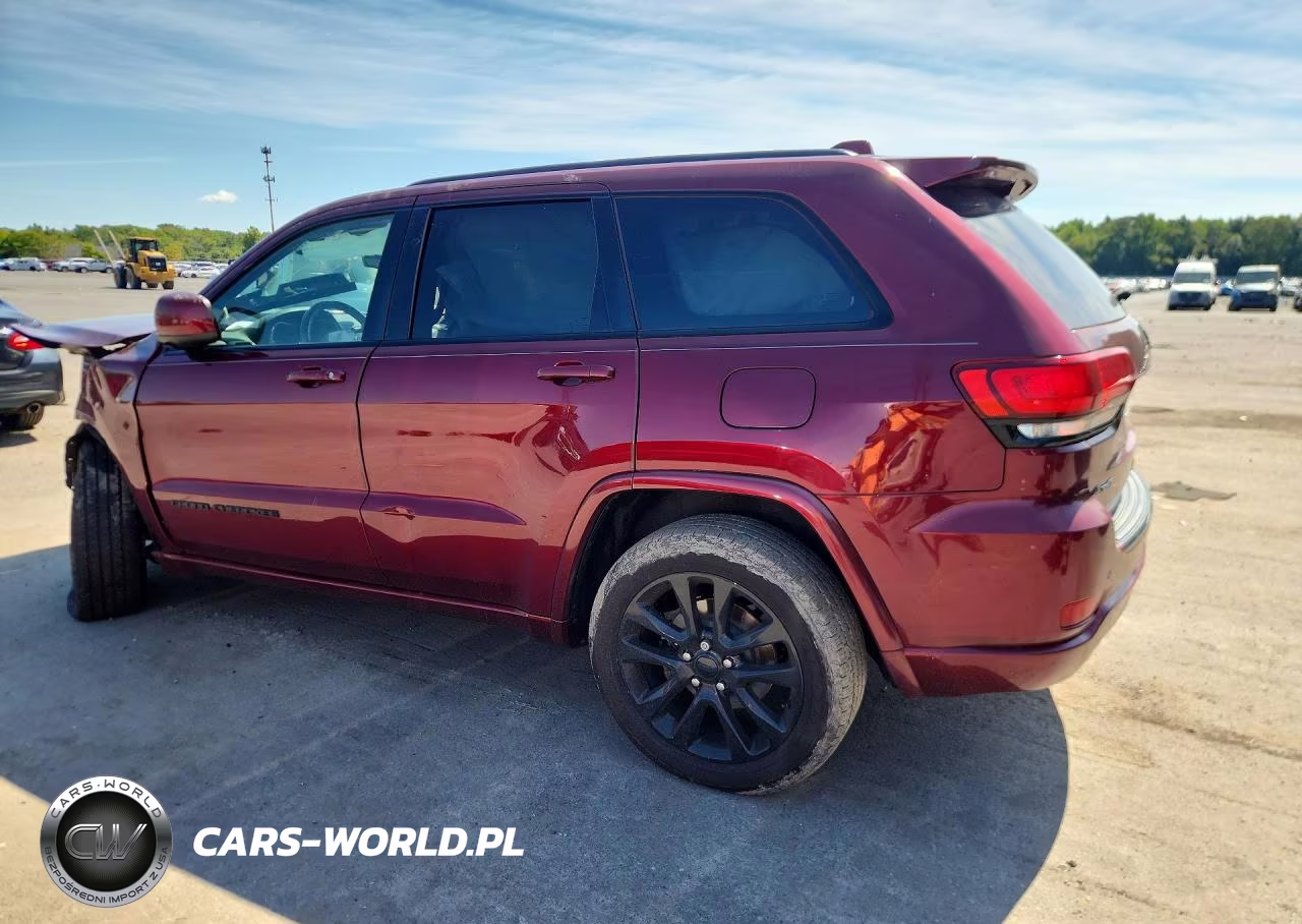 2017 Jeep Grand Cherokee Laredo VIN:1C4RJFAG3HC749761 - 2
