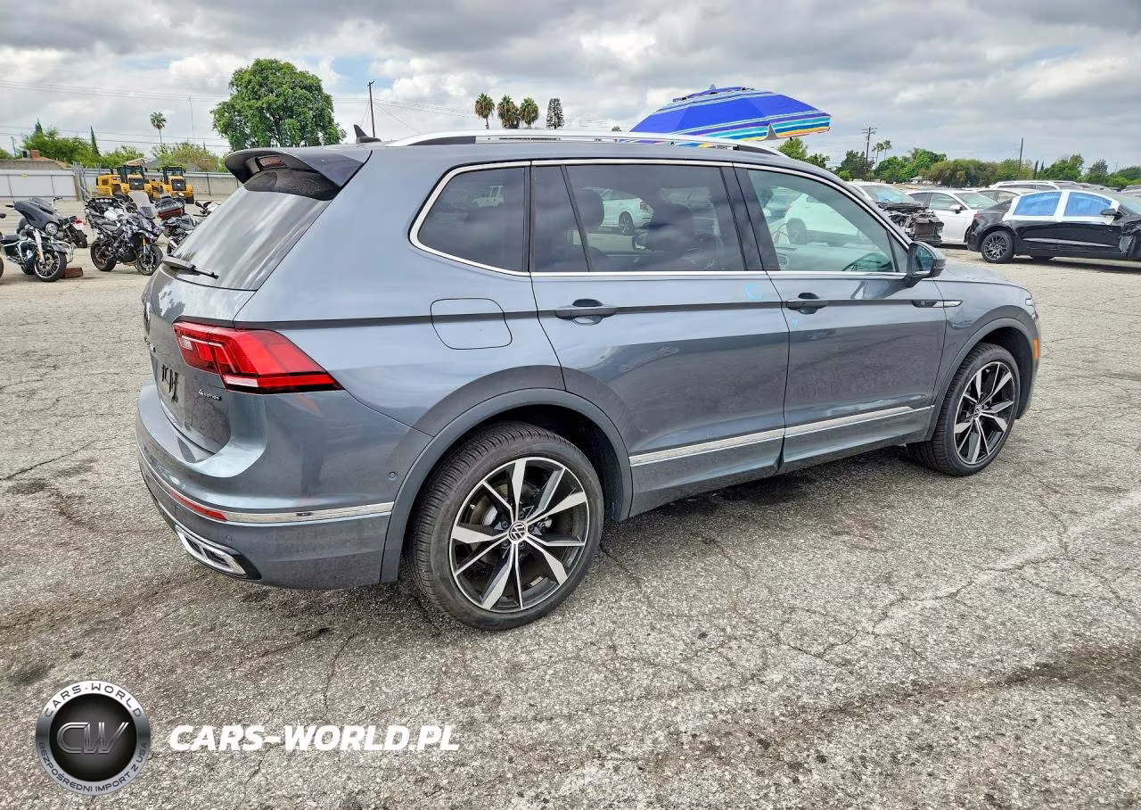2023 Volkswagen Tiguan Sel R-Line Black VIN:3VV4B7AX8PM126177 - 3