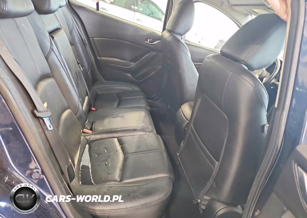 2018 Mazda 3 Touring VIN:3MZBN1L31JM274079 - 10