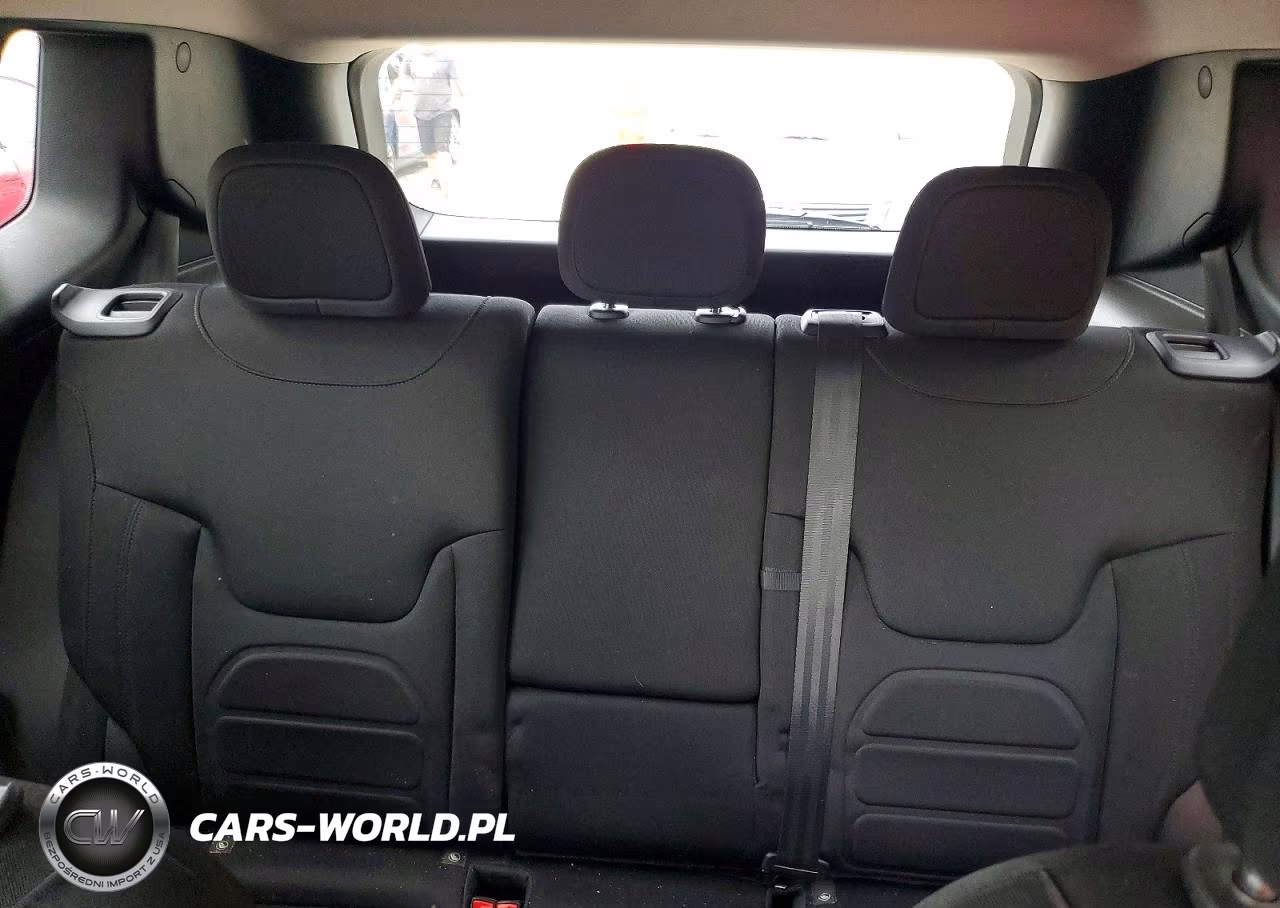 2018 Jeep Renegade Latitude VIN:ZACCJBBB1JPH30256 - 10