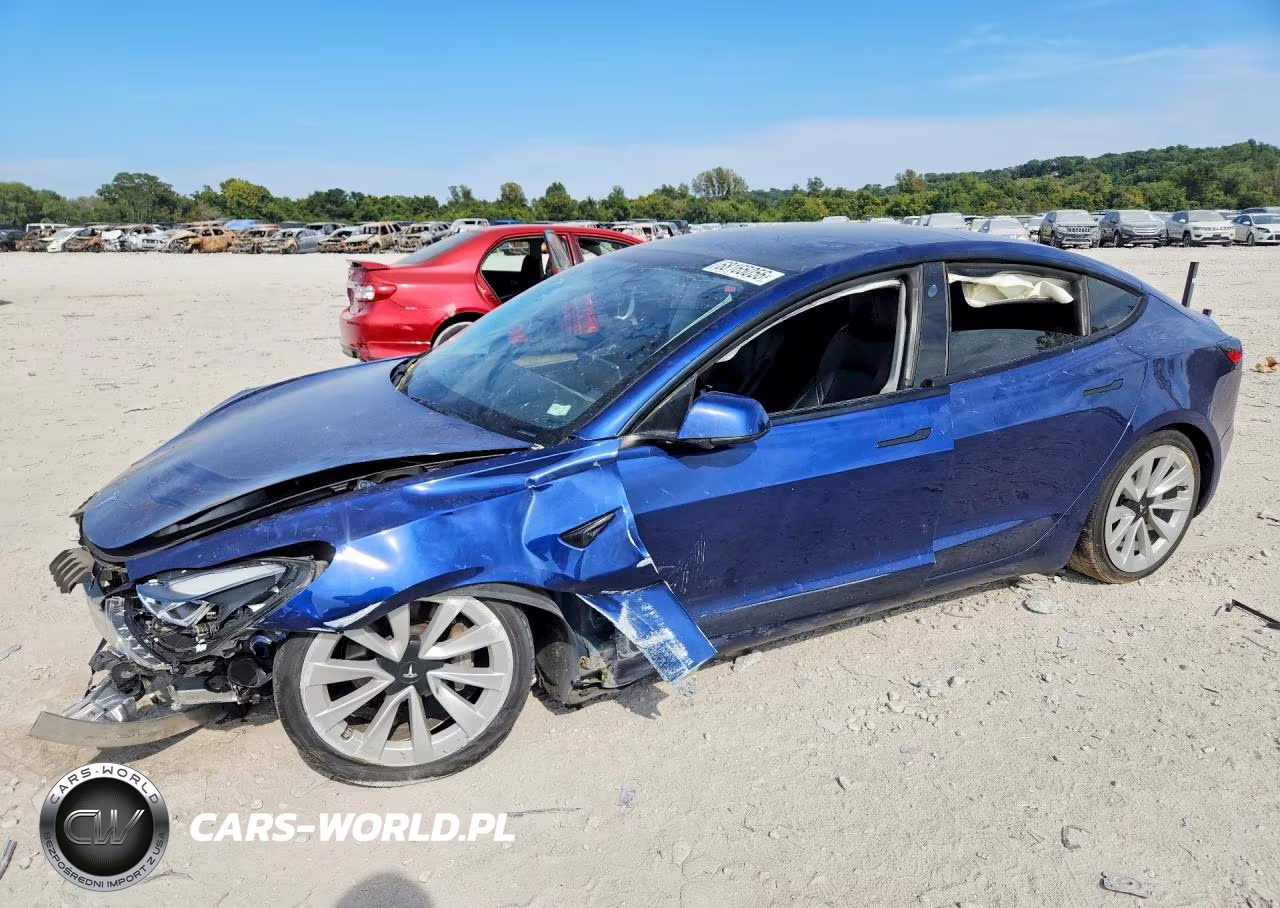 2022 Tesla Model 3 – zdjęcie 1 z 12