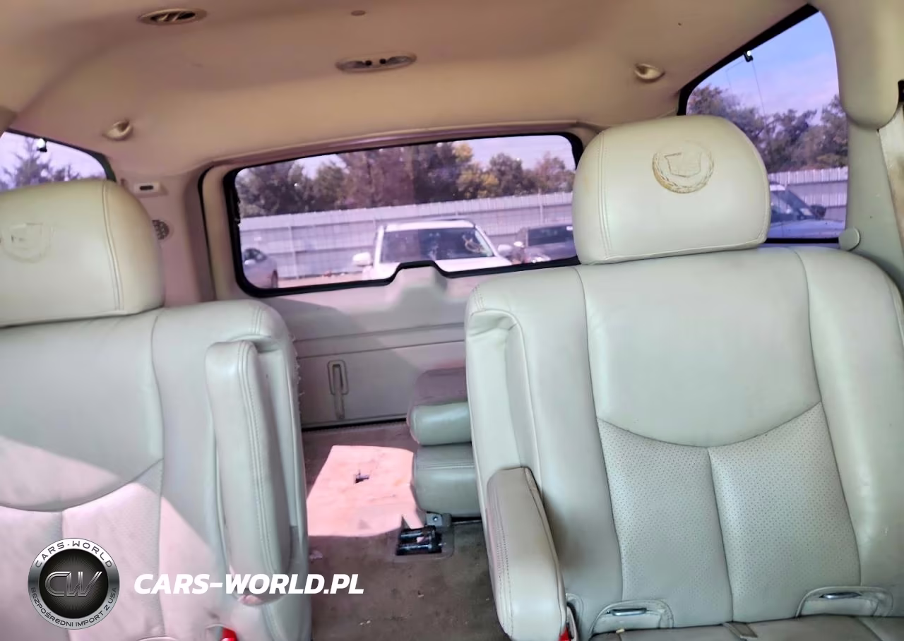 2004 Cadillac Escalade Luxury VIN:1GYEK63NX4R206948 - 10