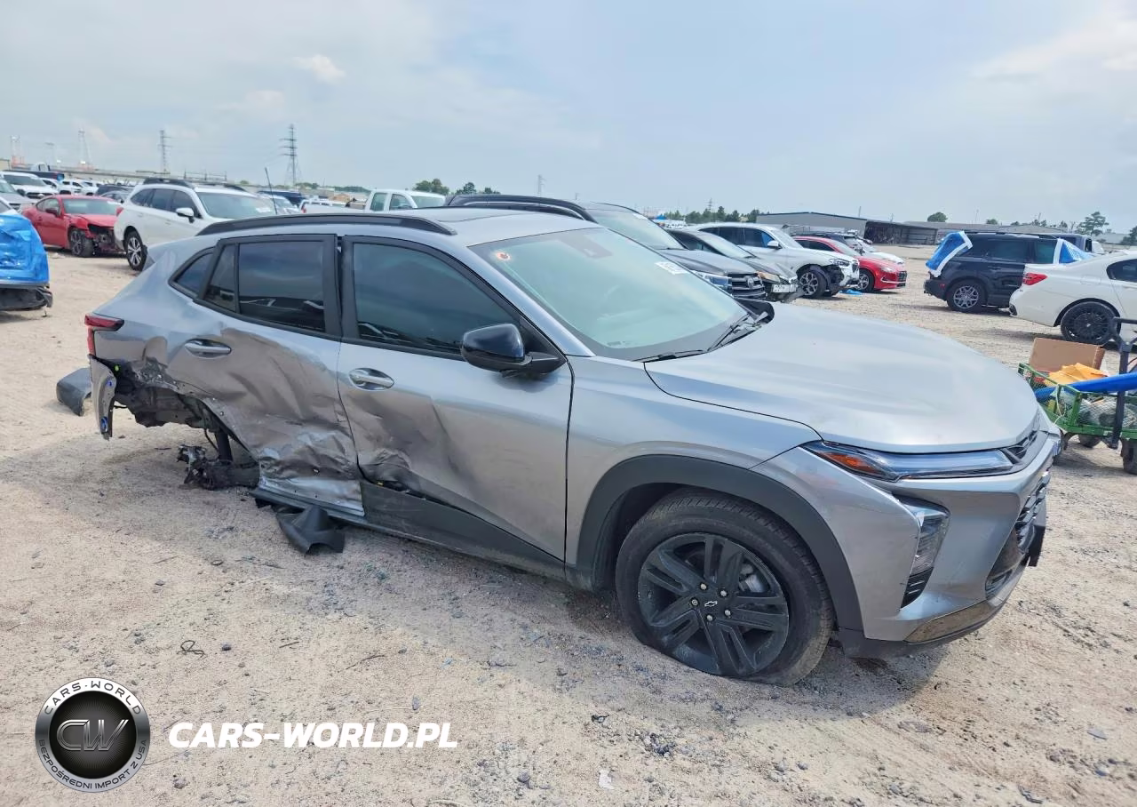 2025 Chevrolet Trax Activ VIN:KL77LKEP0SC006113 - 4