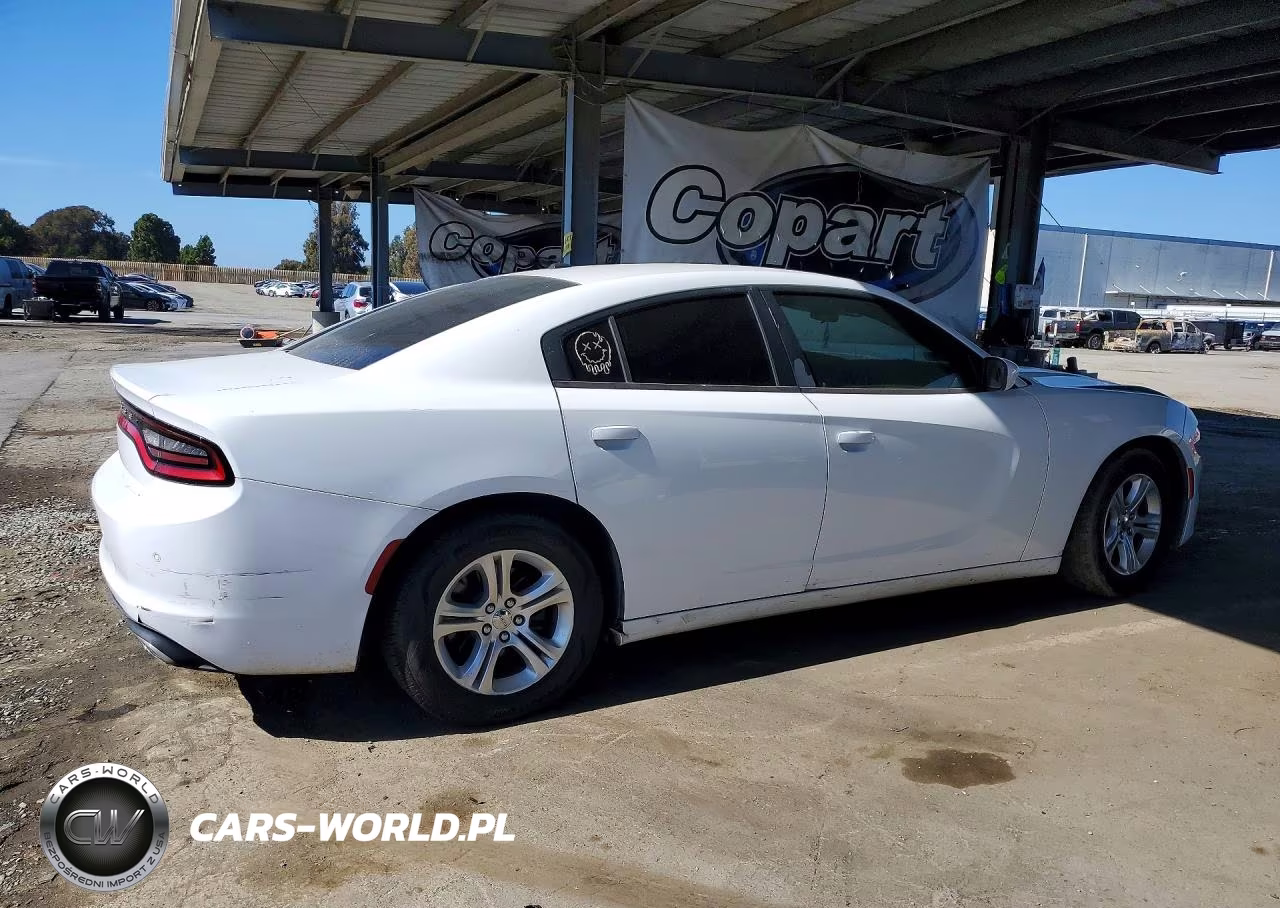 2020 Dodge Charger Sxt VIN:2C3CDXBG4LH119470 - 3