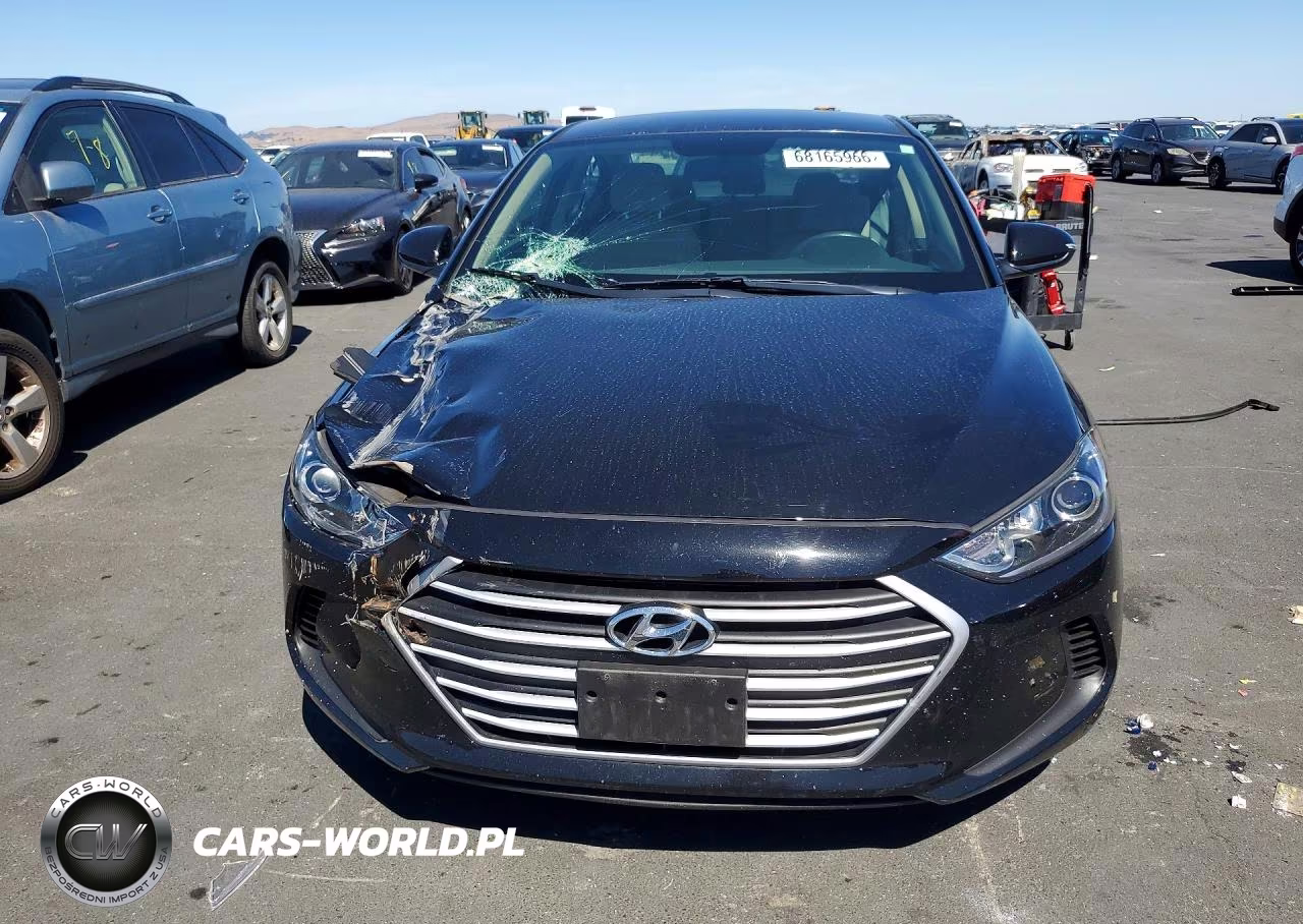 2018 Hyundai Elantra Sel VIN:KMHD84LF1JU491945 - 5