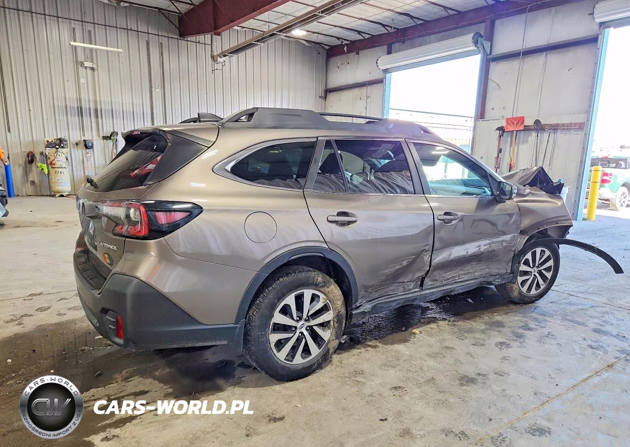 2021 Subaru Outback Premium VIN:4S4BTAFC0M3153128 - 3