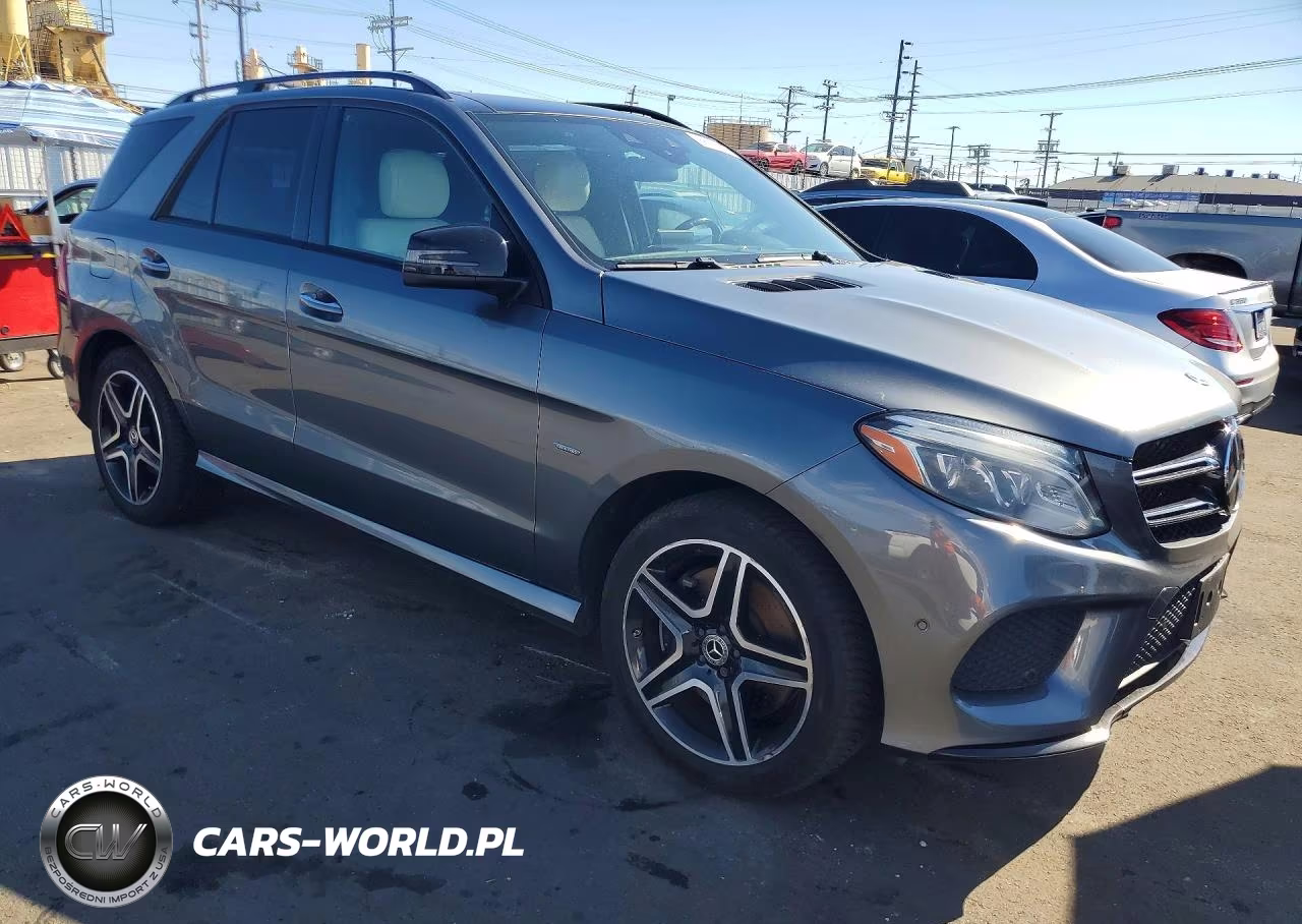 2018 Mercedes-Benz Gle 550E 4Matic VIN:4JGDA6DB8JA998869 - 4
