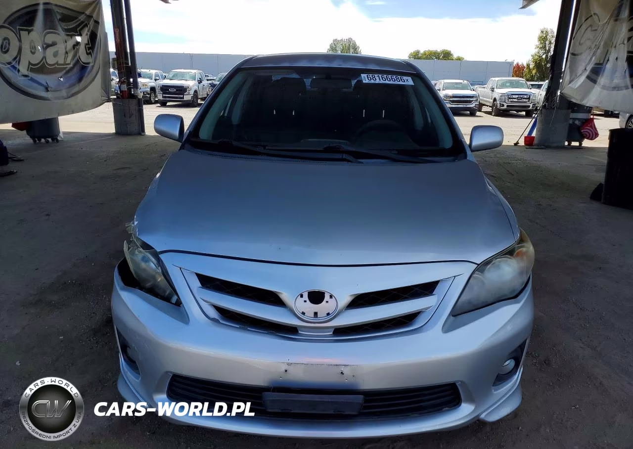2011 Toyota Corolla S VIN:2T1BU4EEXBC709083 - 5