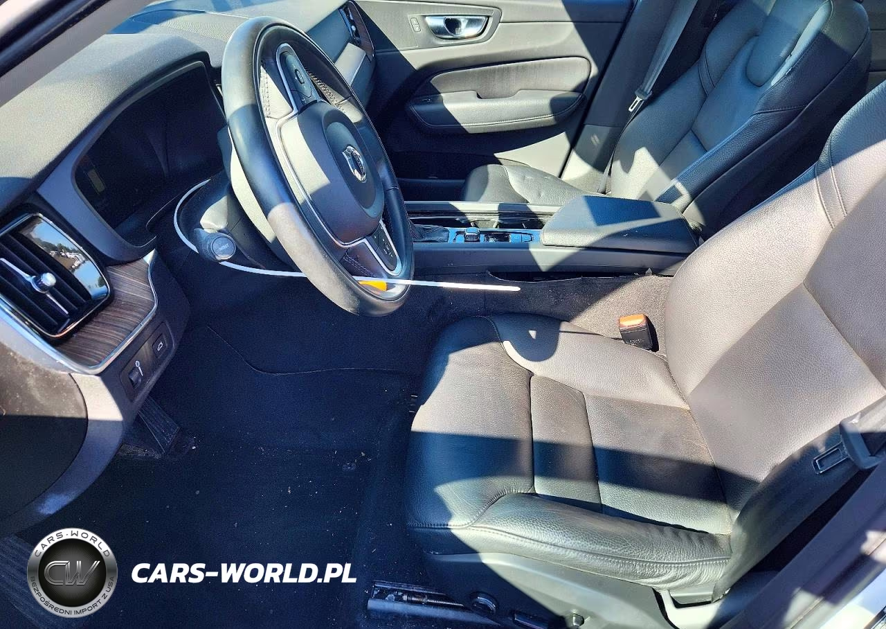 2021 Volvo Xc60 T5 Momentum VIN:YV4102RK2M1784408 - 7