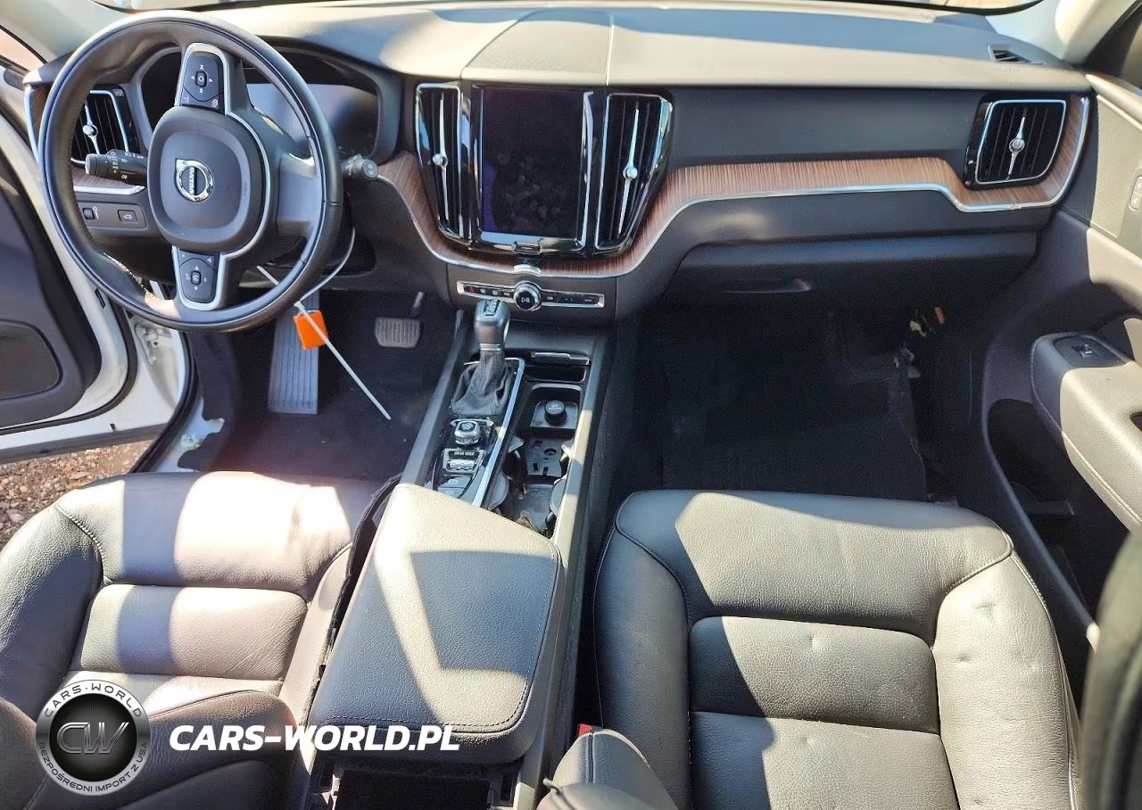 2021 Volvo Xc60 T5 Momentum VIN:YV4102RK2M1784408 - 8