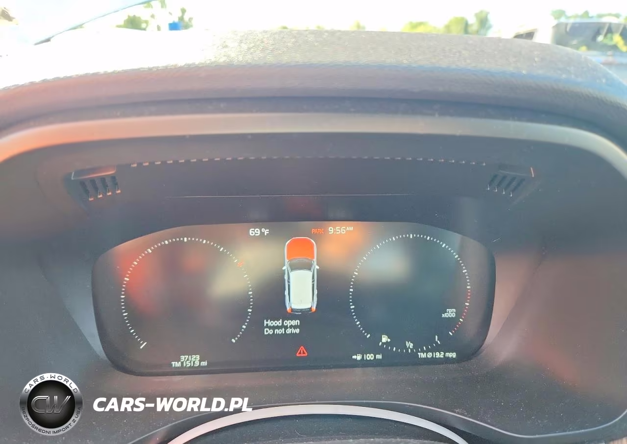 2021 Volvo Xc60 T5 Momentum VIN:YV4102RK2M1784408 - 9