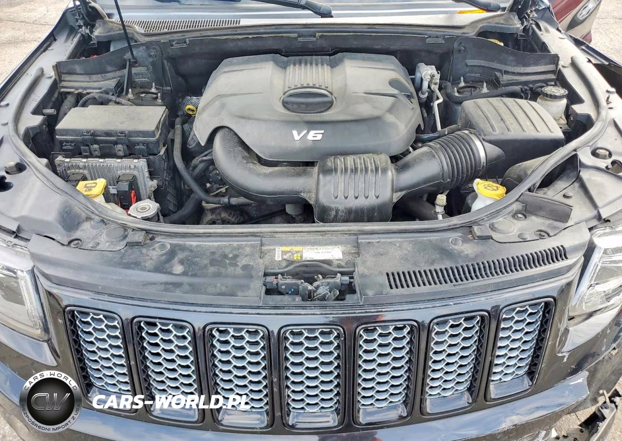 2015 Jeep Grand Cherokee Laredo VIN:1C4RJFAG0FC747074 - 12