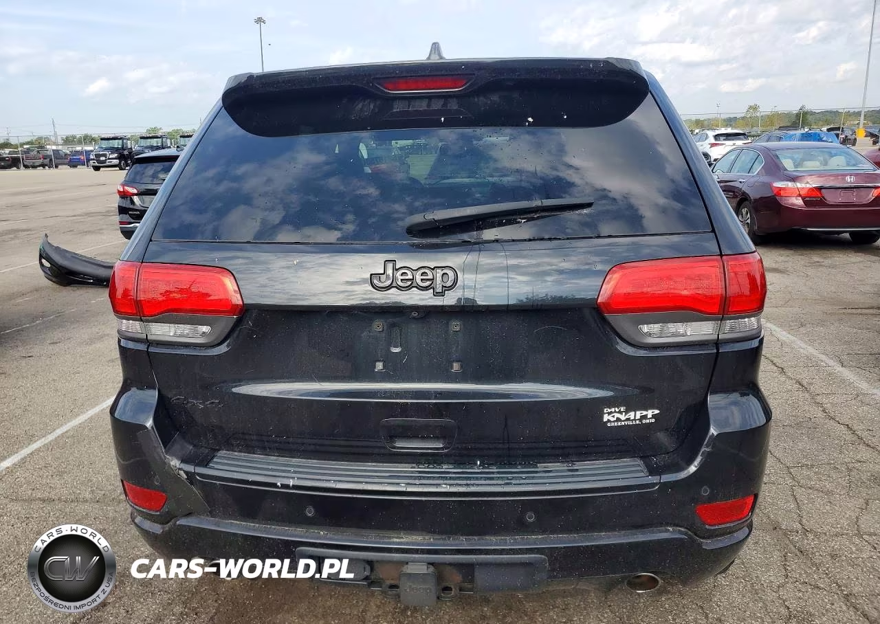 2015 Jeep Grand Cherokee Laredo VIN:1C4RJFAG0FC747074 - 6