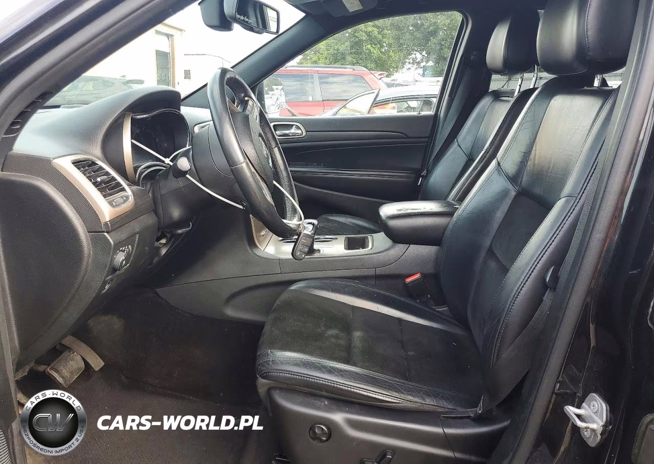 2015 Jeep Grand Cherokee Laredo VIN:1C4RJFAG0FC747074 - 7