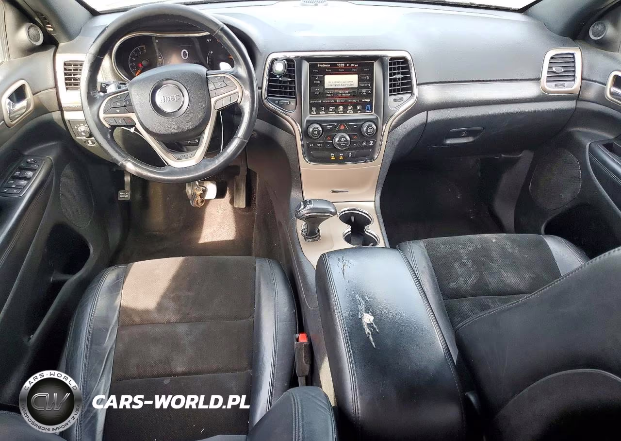 2015 Jeep Grand Cherokee Laredo VIN:1C4RJFAG0FC747074 - 8