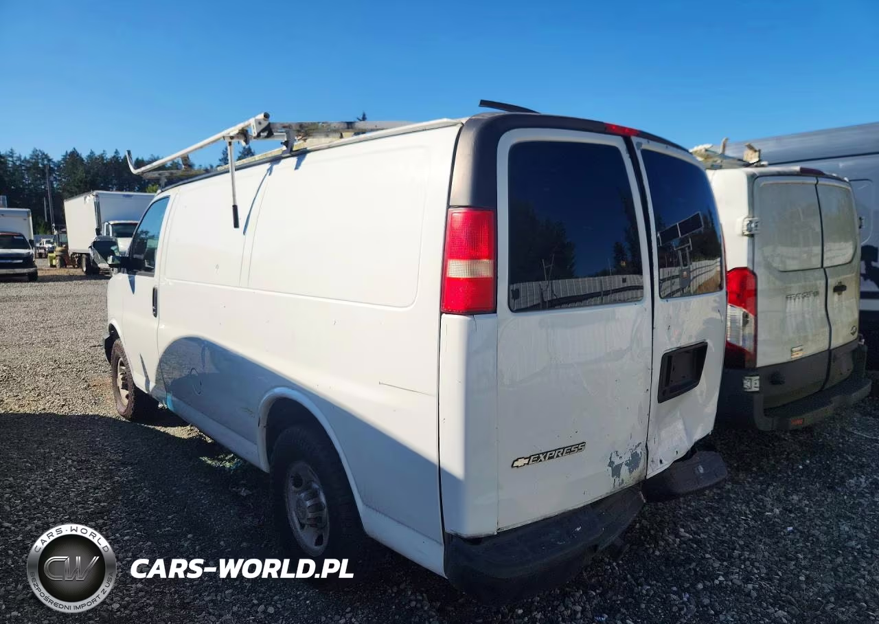 2007 Chevrolet Express G3500 VIN:1GCHG35U671175028 - 2