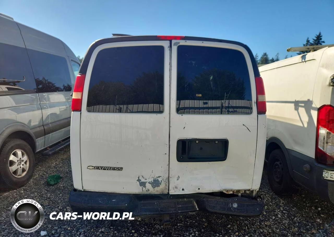 2007 Chevrolet Express G3500 VIN:1GCHG35U671175028 - 6