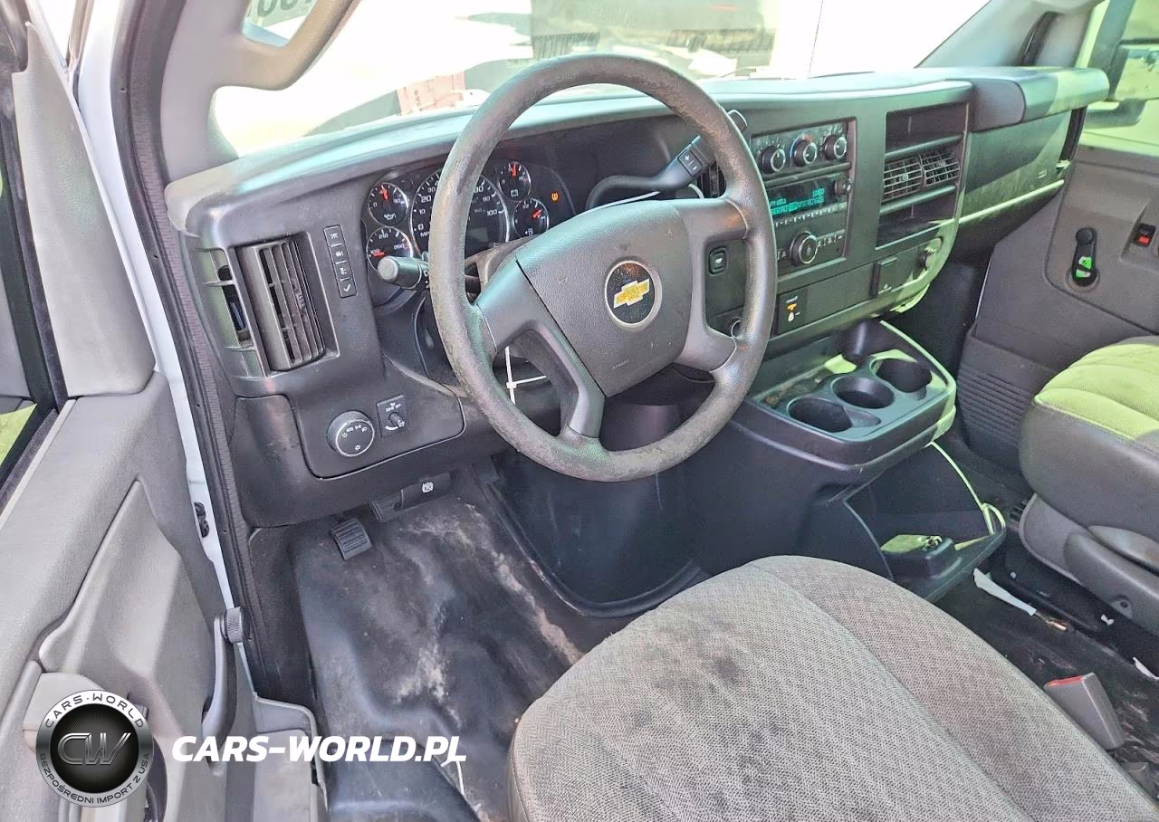 2017 Chevrolet Express G3500 VIN:1GB0GRFG1H1234016 - 8