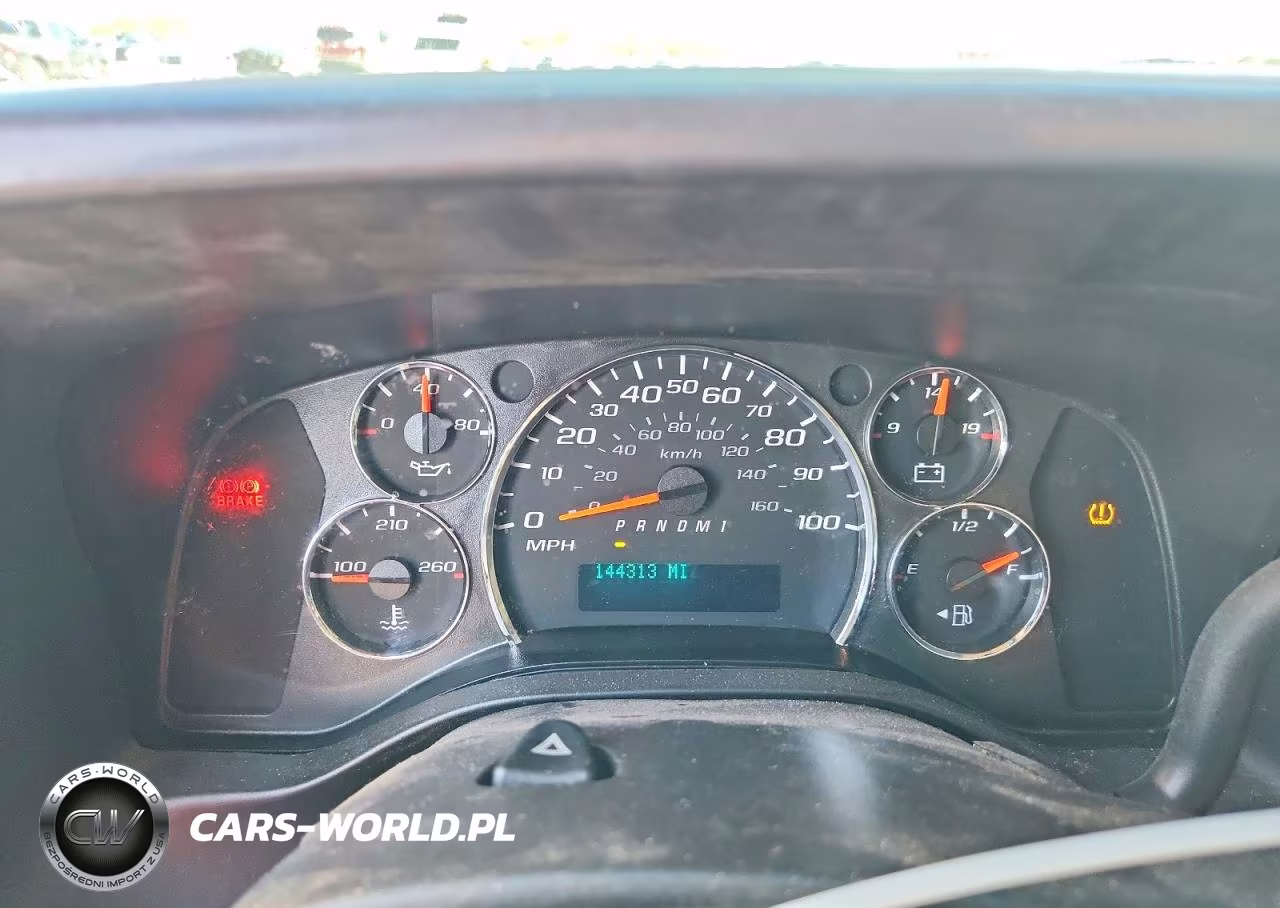 2017 Chevrolet Express G3500 VIN:1GB0GRFG1H1234016 - 9