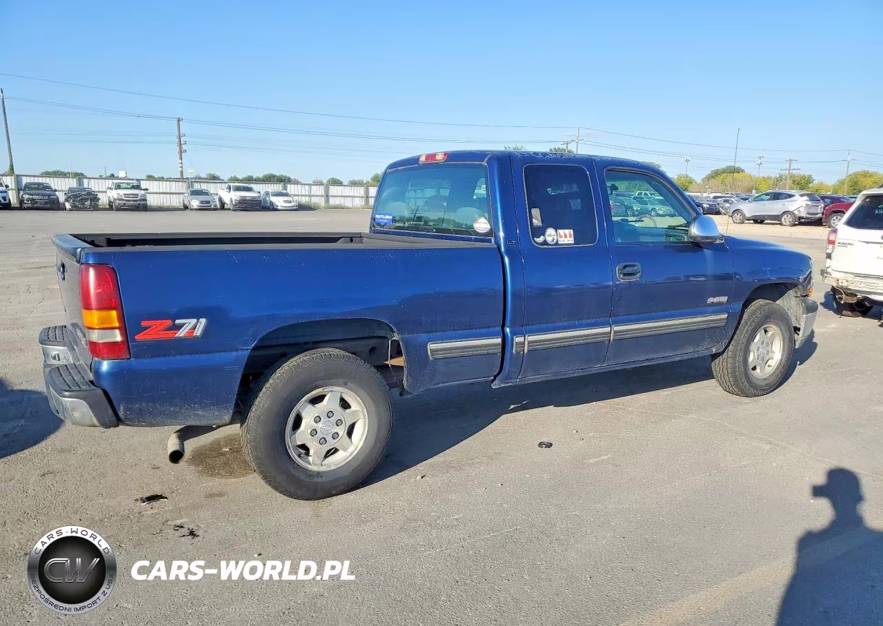 1999 Chevrolet Silverado K1500 VIN:2GCEK19T9X1228418 - 3