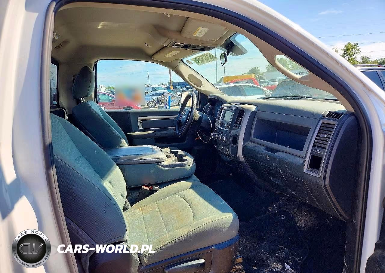 2018 Ram 1500 St VIN:3C6JR6DT2JG129041 - 10