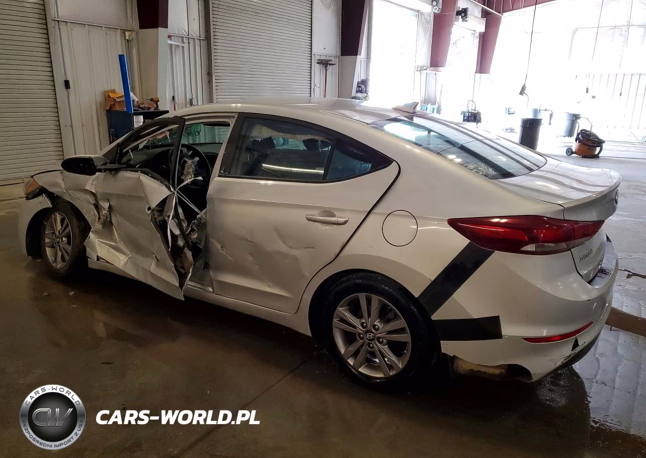 2018 Hyundai Elantra Sel VIN:KMHD84LF9JU610521 - 2