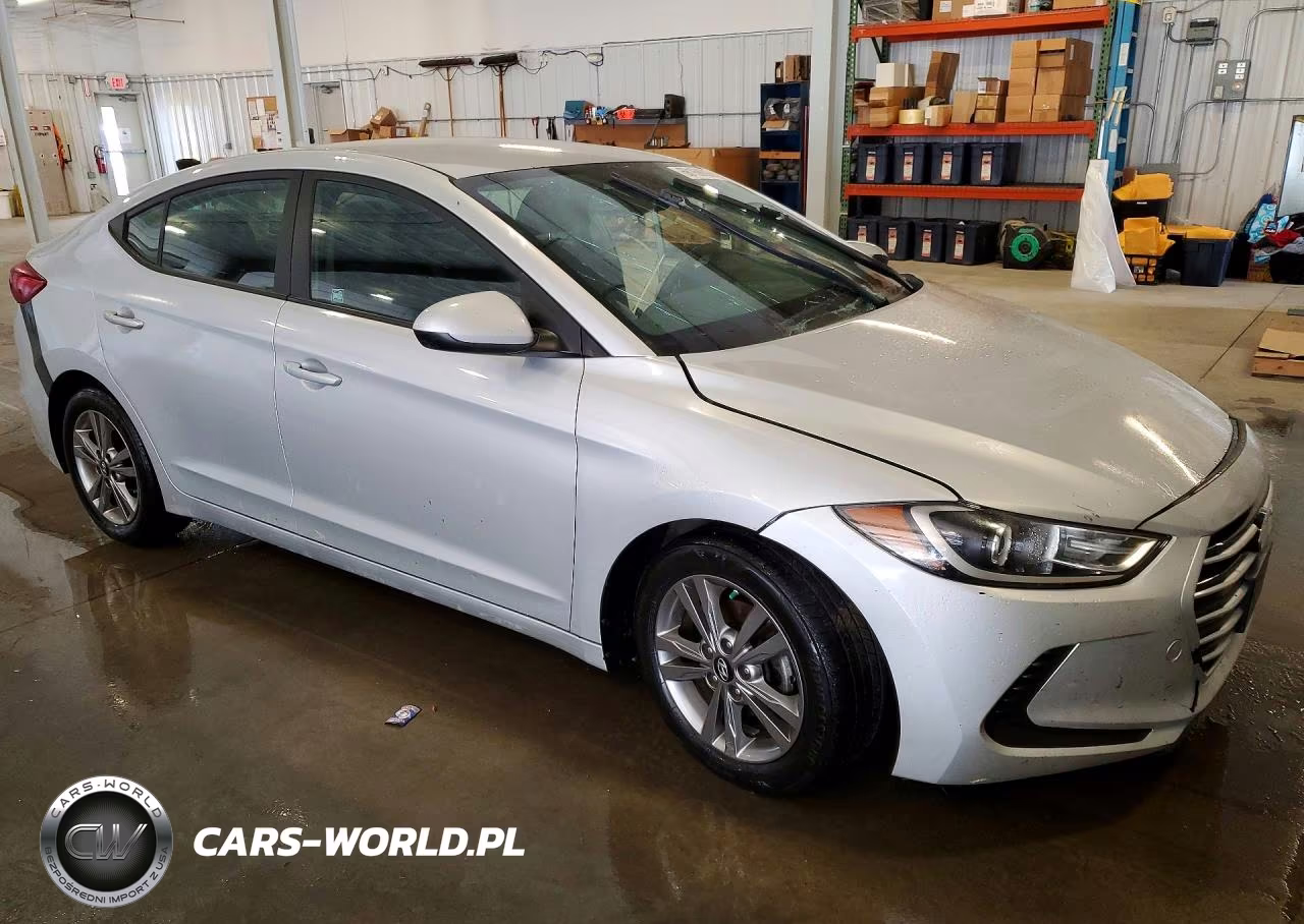 2018 Hyundai Elantra Sel VIN:KMHD84LF9JU610521 - 4