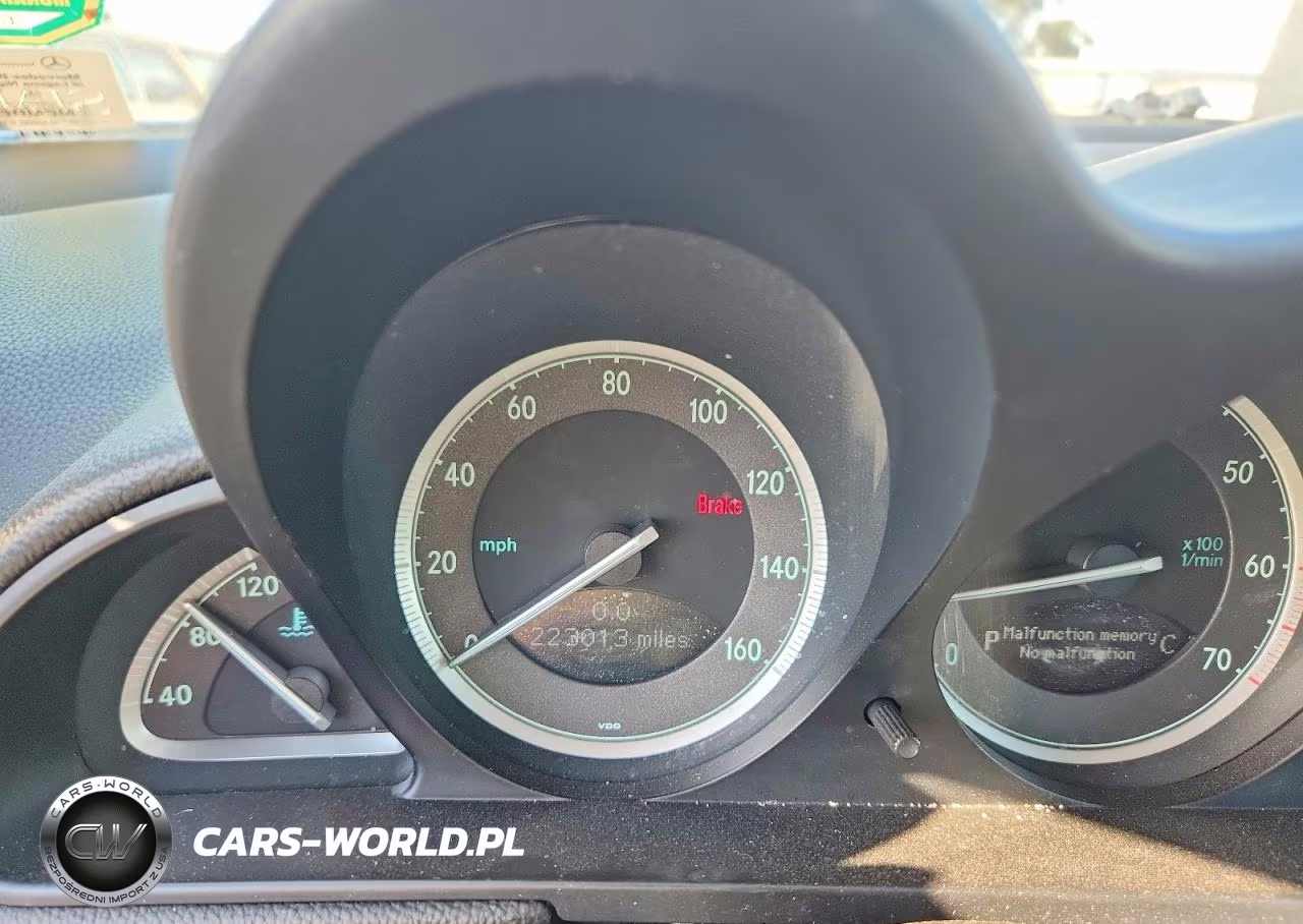 2005 Mercedes-Benz Sl 500 VIN:WDBSK75F45F098221 - 9