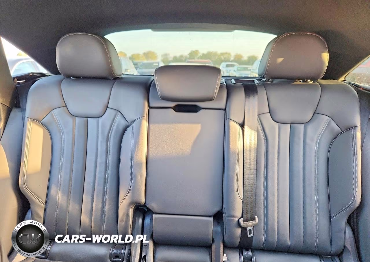 2022 Audi Q5 Sportback Premium 45 VIN:WA14AAFY4N2089563 - 10