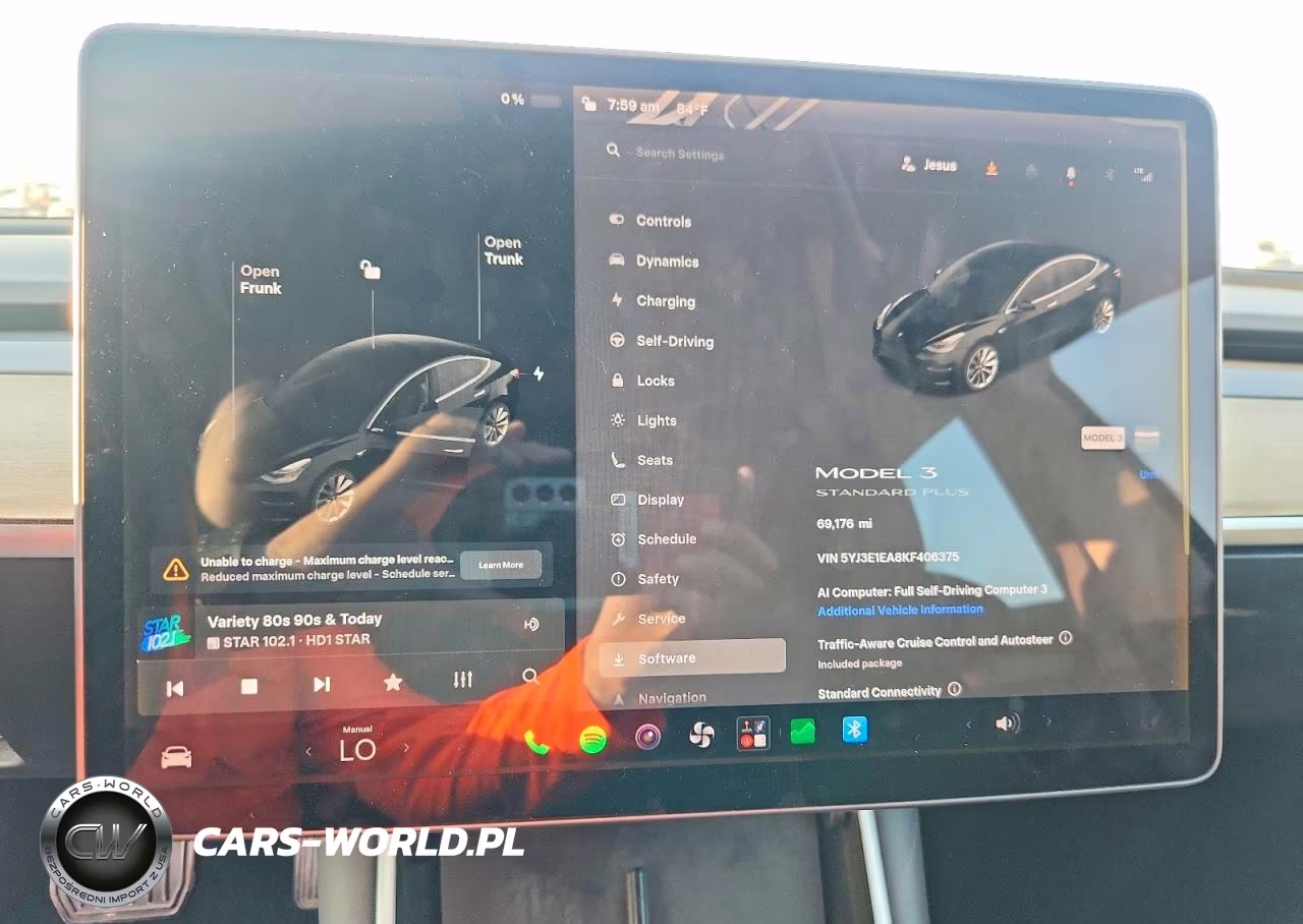 2019 Tesla Model 3 VIN:5YJ3E1EA8KF406375 - 9
