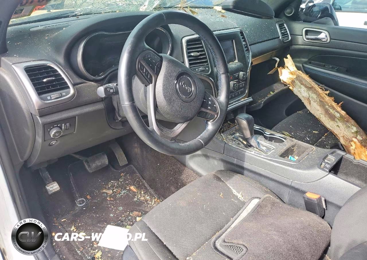 2018 Jeep Grand Cherokee Laredo VIN:1C4RJFAG5JC449645 - 8