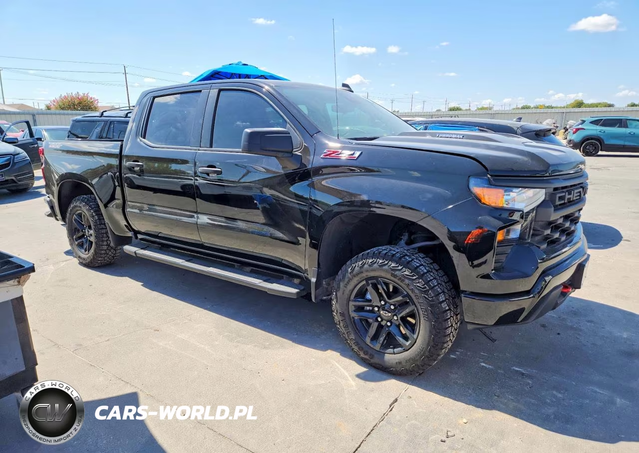 2026 Chevrolet Silverado K1500 Trail Boss Custom VIN:3GCPKCEK3TG190185 - 4
