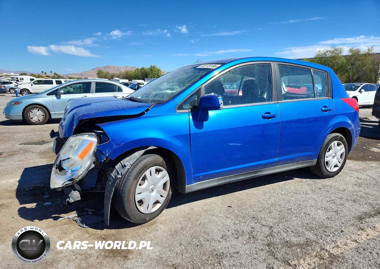 2011 Nissan Versa 1.8 S