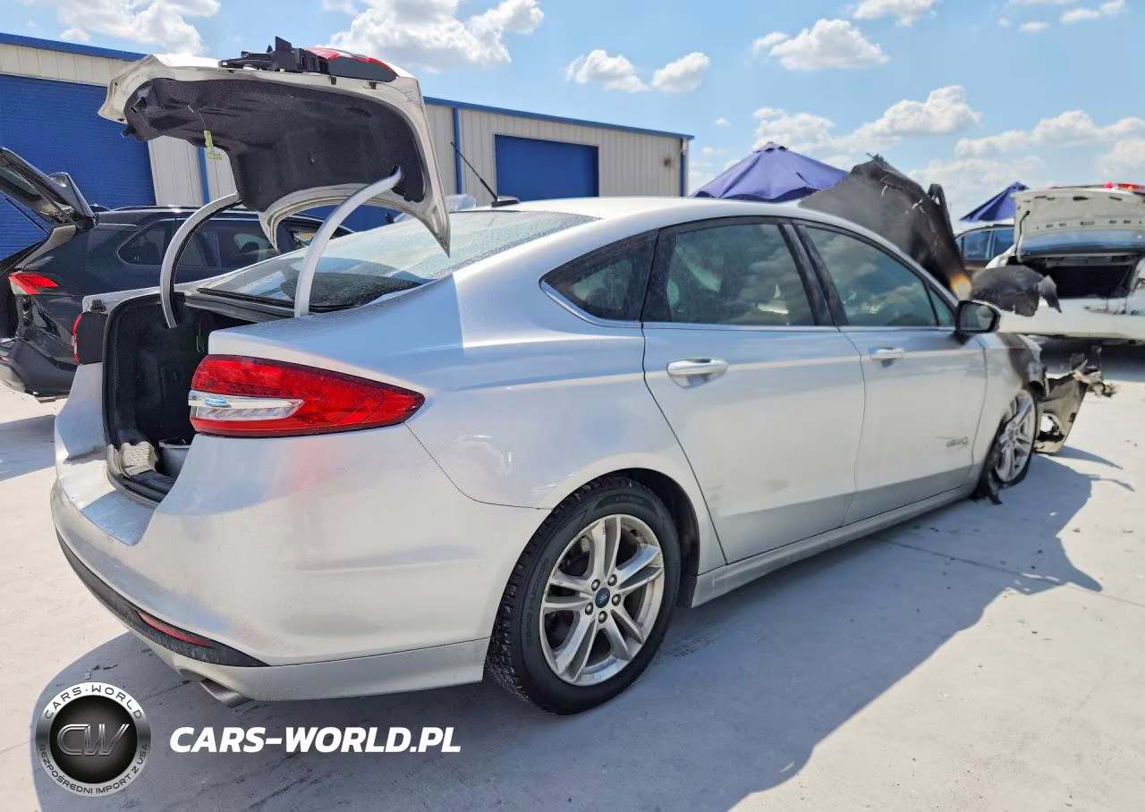 2018 Ford Fusion S Hybrid VIN:3FA6P0UU5JR254569 - 3