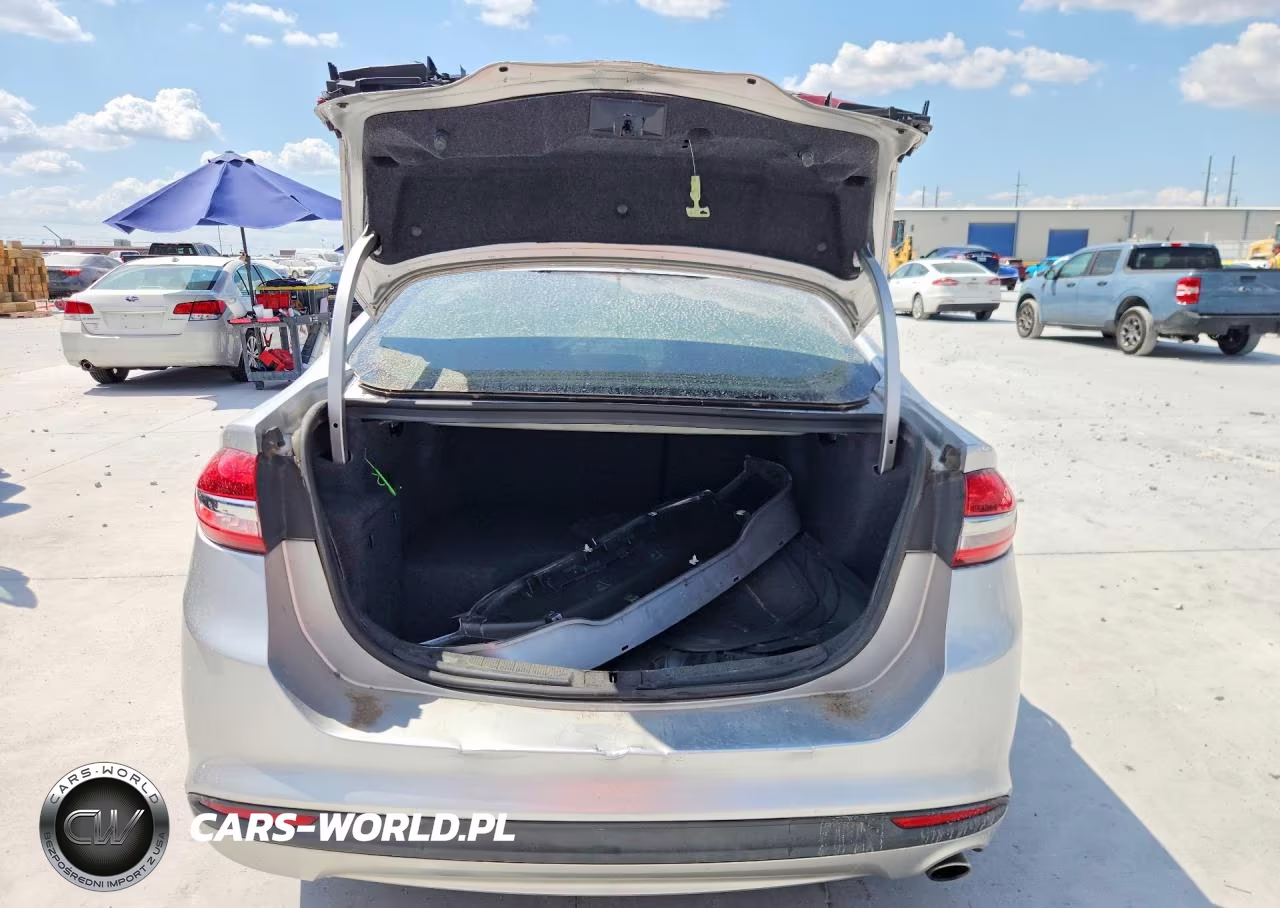 2018 Ford Fusion S Hybrid VIN:3FA6P0UU5JR254569 - 6