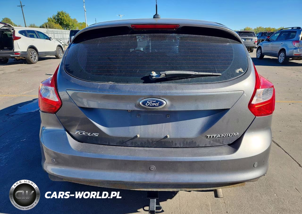 2012 Ford Focus Titanium VIN:1FAHP3N27CL314943 - 6