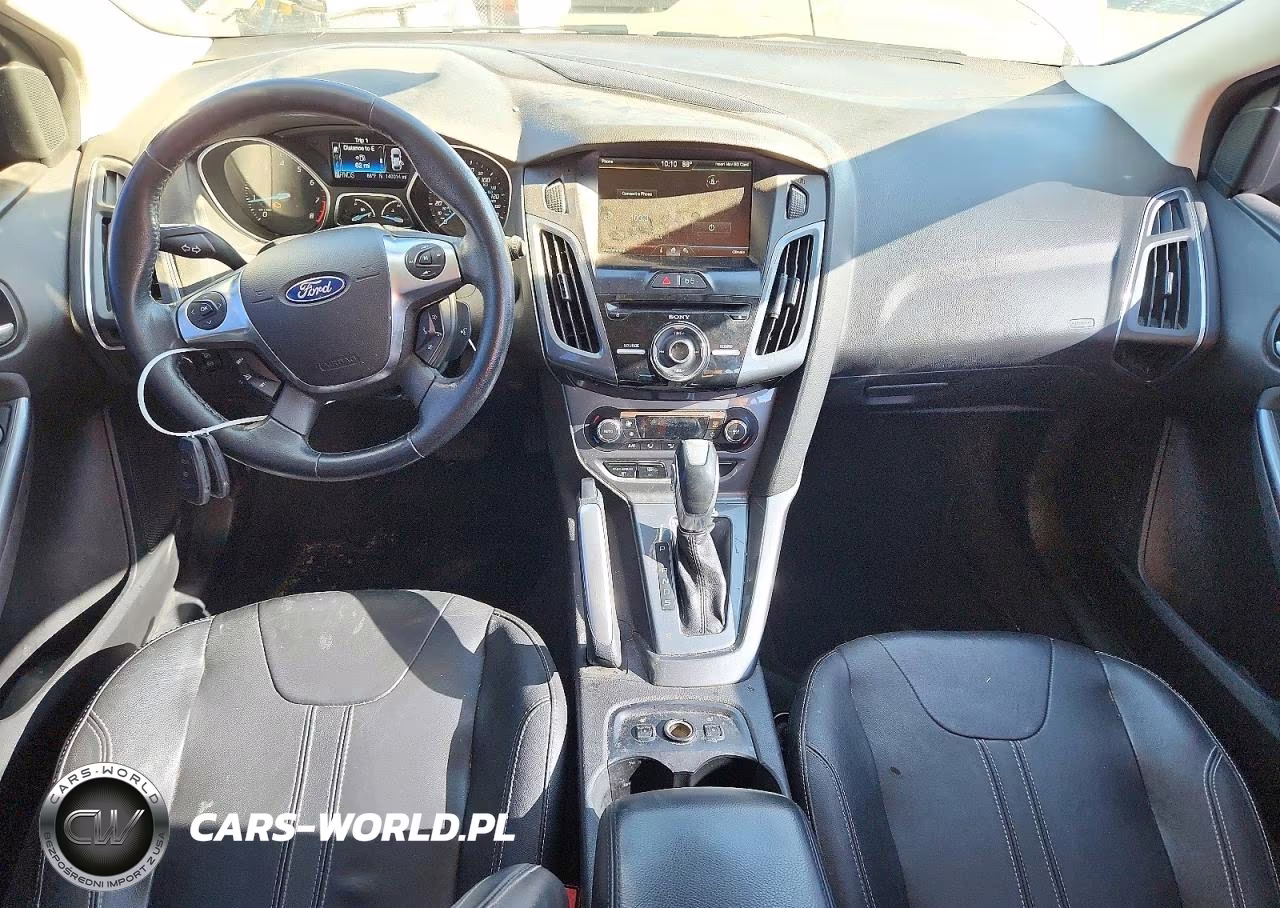 2012 Ford Focus Titanium VIN:1FAHP3N27CL314943 - 8