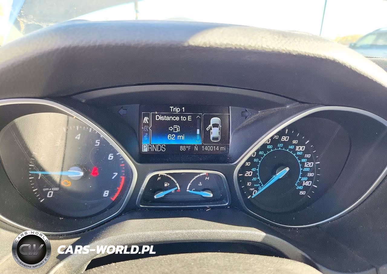 2012 Ford Focus Titanium VIN:1FAHP3N27CL314943 - 9